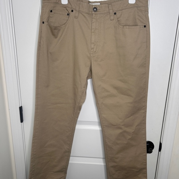 Goodfellow & Co Men’s Tan Straight Recto Khaki Jeans, 36x30 - Picture 1 of 5